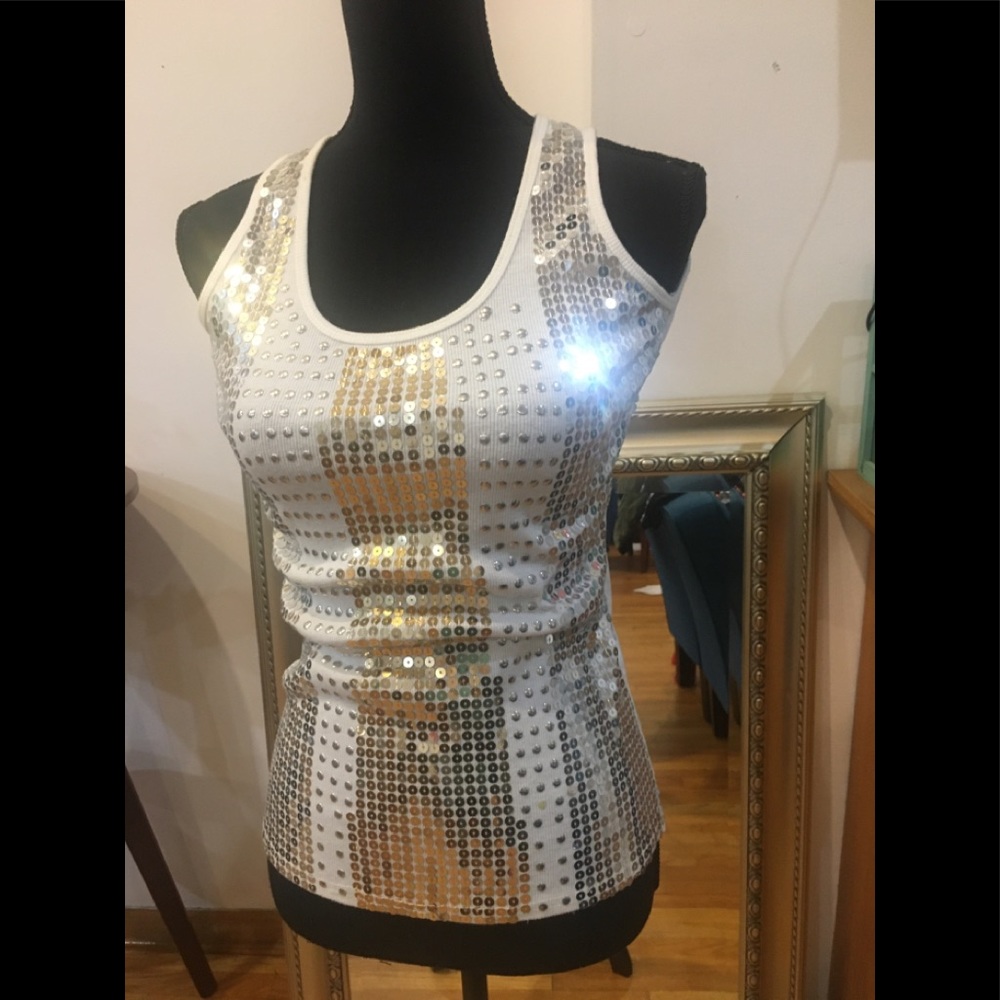 Chanees Tank Top